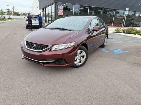 Used 2013 Honda Civic LX image 1
