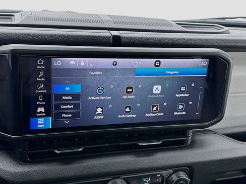 Used 2024 Jeep Wrangler Unlimited AWD/4WD image 9