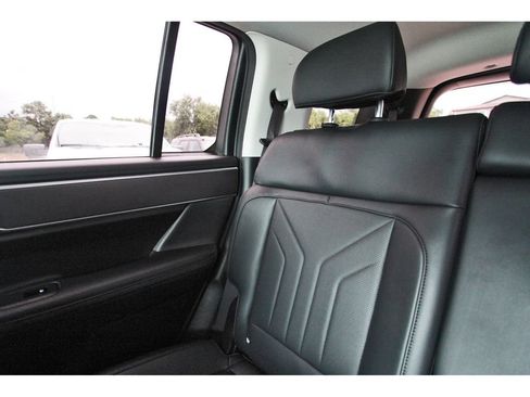 Used 2025 Hyundai Santa Fe SEL FWD image 14