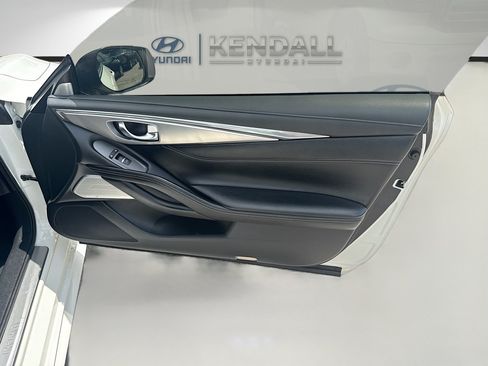 Used 2020 INFINITI Q60 3.0t Luxe w/ Cargo Package RWD image 28