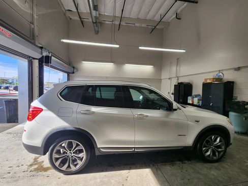 Used 2015 BMW X3 xDrive28i AWD/4WD image 8
