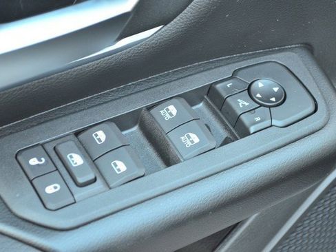 New 2026 RAM 1500 4x4 Crew Cab image 13