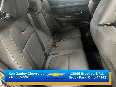 Used 2025 Hyundai Tucson SE FWD image 21