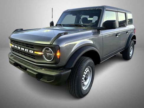 New 2025 Ford Bronco 4-Door image 1