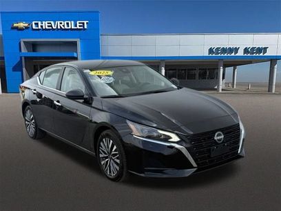 Used 2025 Nissan Altima 2.5 SV