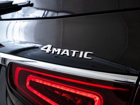 Used 2020 Mercedes-Benz GLS 450 4MATIC image 21