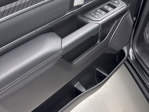New 2026 RAM 1500 Big Horn AWD/4WD image 13