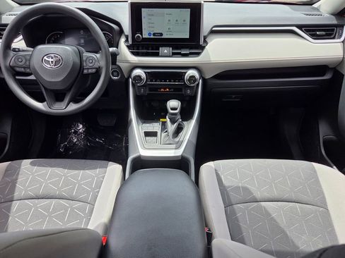 Used 2024 Toyota RAV4 XLE w/ Convenience Package image 12