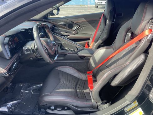 Used 2025 Chevrolet Corvette Z06 image 14