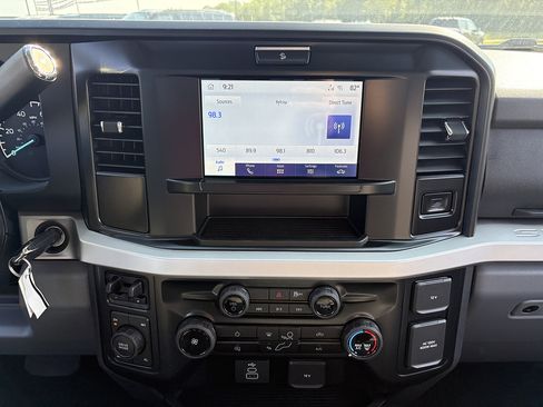 New 2026 Ford F350 XLT w/ FX4 Off-Road Package AWD/4WD image 26