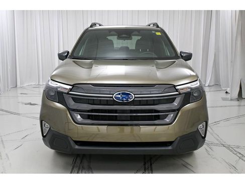 New 2026 Subaru Forester Premium image 3