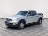 Used 2010 Ford Explorer Sport Trac XLT image 2