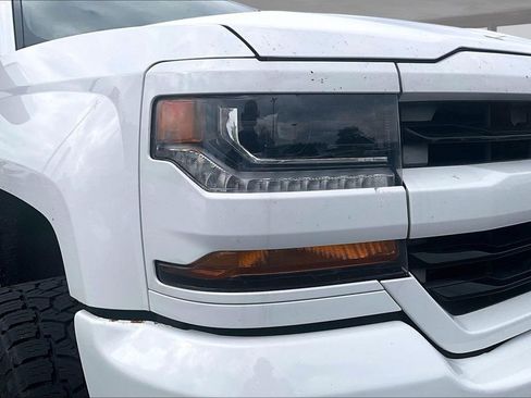 Used 2017 Chevrolet Silverado 1500 LT w/ All Star Edition AWD/4WD image 13