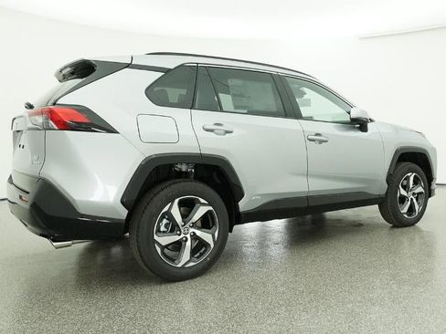 New 2025 Toyota RAV4 SE image 25