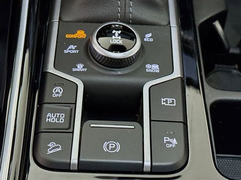 Certified 2023 Kia Sorento SX AWD/4WD image 13