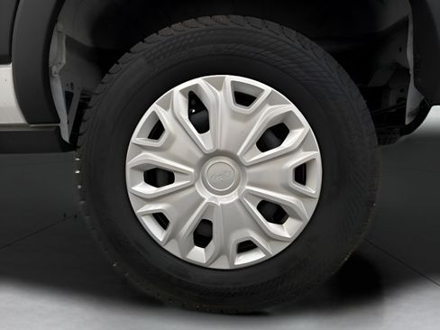 Used 2024 Ford Transit 250 Low Roof RWD image 27