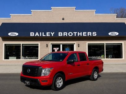 Used 2021 Nissan Titan S w/ S Utility Package