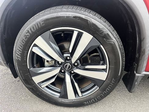 Certified 2023 Nissan Rogue SL w/ SL Premium Package AWD/4WD image 9