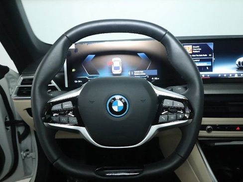 Used 2025 BMW i4 xDrive40i w/ Parking Assistance Package image 22