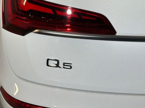 Used 2023 Audi Q5 Premium w/ Convenience Package AWD/4WD image 27