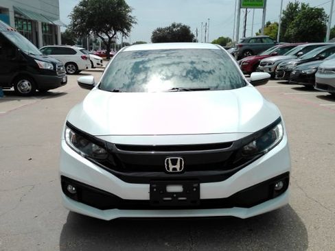 Used 2021 Honda Civic Sport image 2