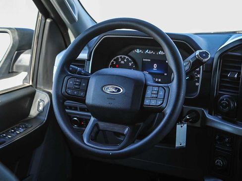 Used 2022 Ford F150 XL w/ Trailer Tow Package image 15