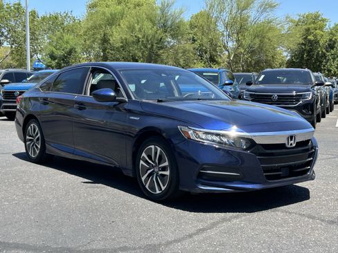 Used 2020 Honda Accord Hybrid image 6