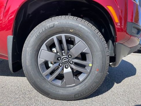 New 2025 Nissan Frontier SV image 11