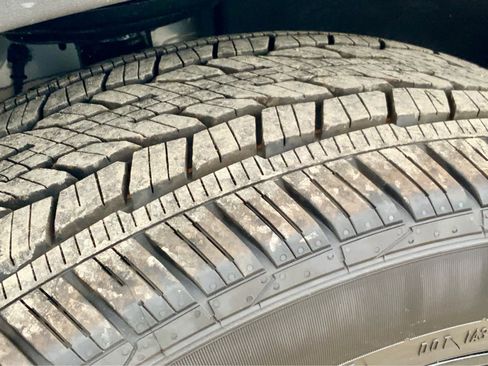 New 2026 Chevrolet Traverse LT w/ LPO, Floor Liner Package image 19