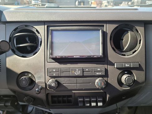 Used 2012 Ford F250 XL w/ Snow Plow Prep Pkg AWD/4WD image 11