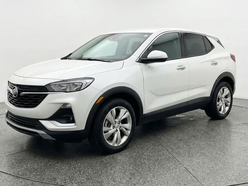 Used 2025 Buick Encore GX Preferred FWD image 3