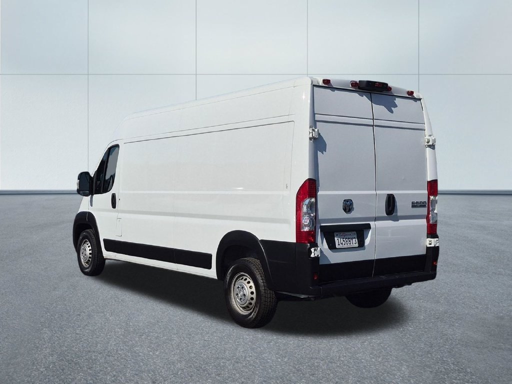 Used 2025 RAM ProMaster 2500 w/ Convenience Group FWD image 4