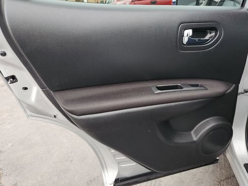 Used 2015 Nissan Rogue S w/ Convenience Package image 20