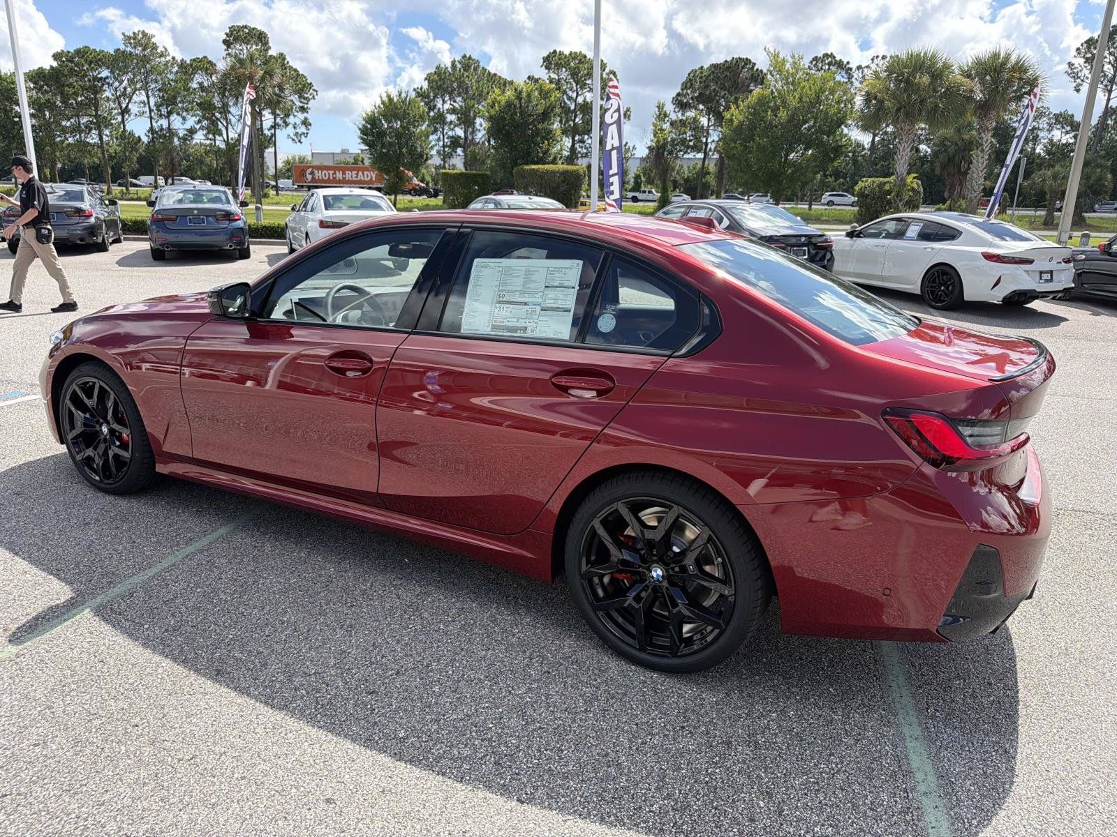New 2026 BMW 330i Sedan w/ M Sport Package RWD image 4