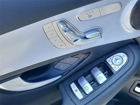 Used 2022 Mercedes-Benz GLC 300 w/ Premium Package Lite image 16