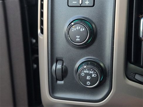 Used 2017 GMC Sierra 3500 Denali w/ Duramax Plus Package image 21