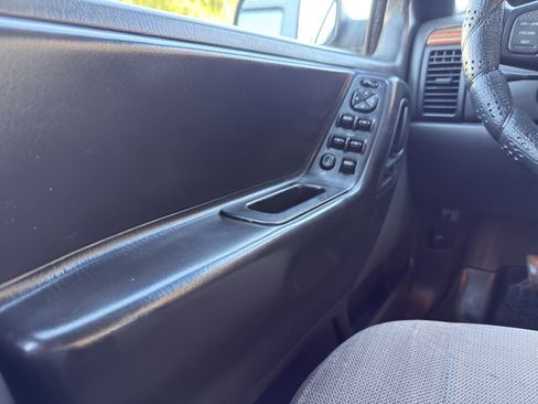 Used 1999 Jeep Grand Cherokee Laredo image 36