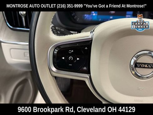 Used 2023 Volvo XC60 B5 Ultimate w/ Climate Package AWD/4WD image 18