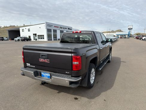 Used 2014 GMC Sierra 1500 SLT w/ SLT Preferred Package AWD/4WD image 5