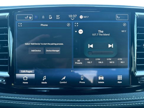 Used 2024 Chrysler Pacifica Touring-L w/ S Appearance Package image 15