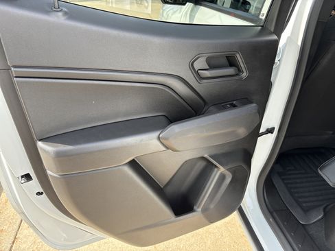 Used 2023 Chevrolet Colorado W/T w/ WT Convenience Package II RWD image 14
