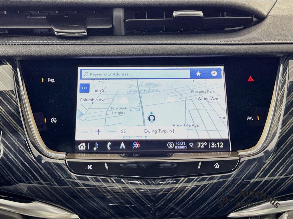 Used 2025 Cadillac XT6 Premium Luxury AWD/4WD image 19