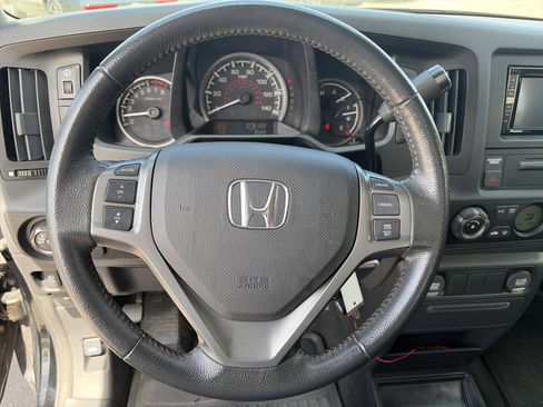 Used 2014 Honda Ridgeline Sport image 17