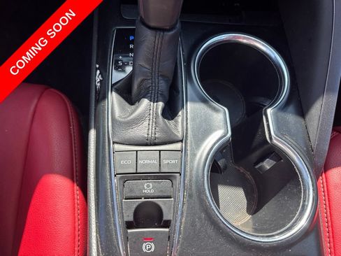 Used 2019 Toyota Camry XSE FWD image 29
