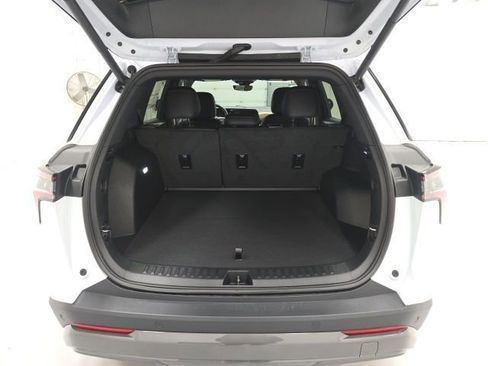 New 2026 Chevrolet Equinox ACTIV w/ Convenience Package III AWD/4WD image 25