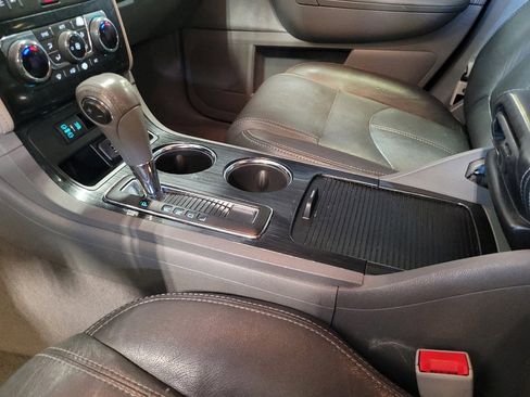 Used 2016 Chevrolet Traverse LT w/ Traveler's Package FWD image 26