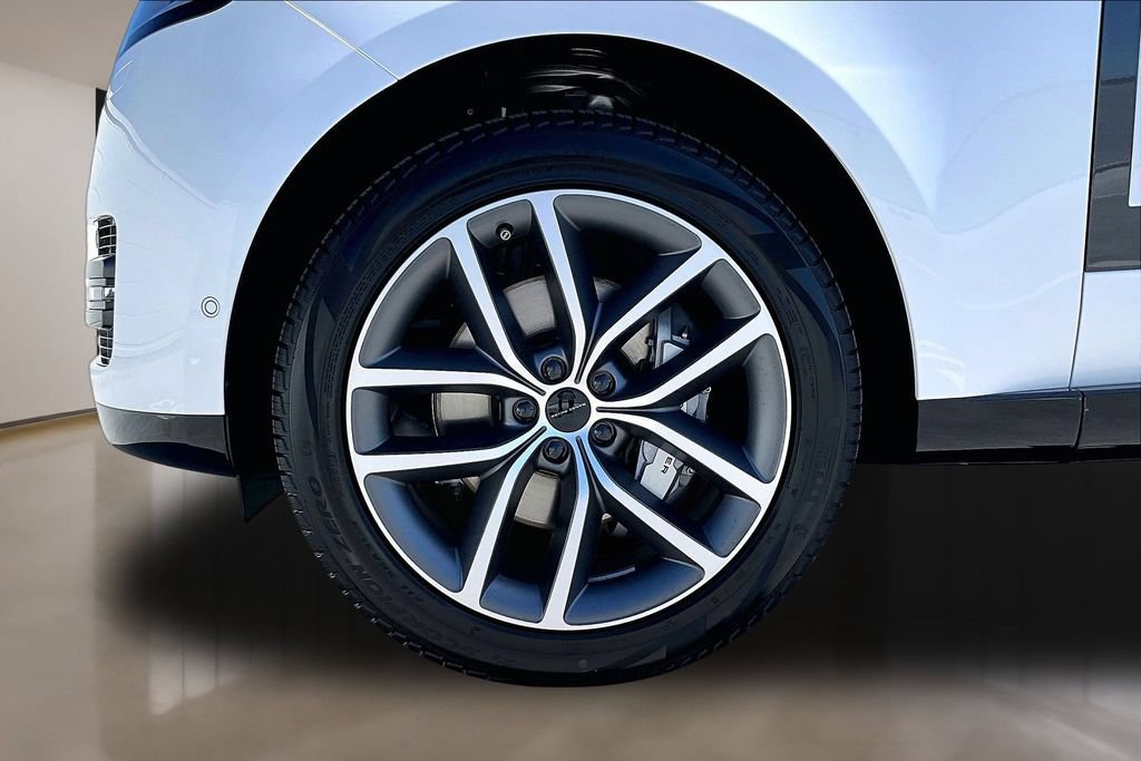 New 2026 Land Rover Range Rover SE AWD/4WD image 13