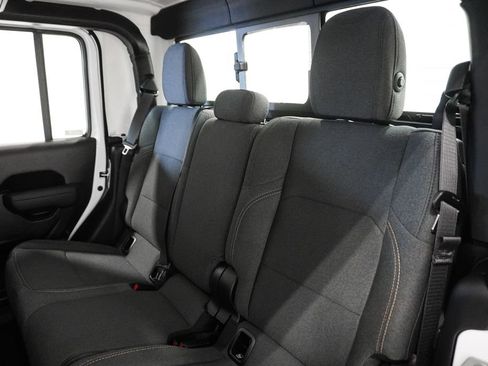 New 2026 Jeep Gladiator Sport image 14