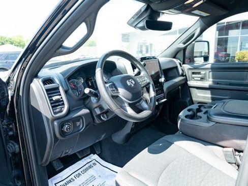 Used 2025 RAM 2500 Tradesman AWD/4WD image 18
