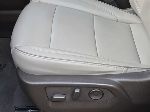 Used 2021 GMC Yukon SLT w/ SLT Luxury Plus Package image 33